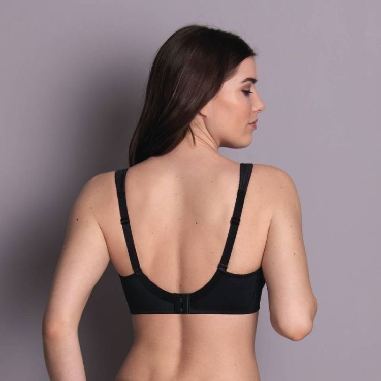 LISA 001 black