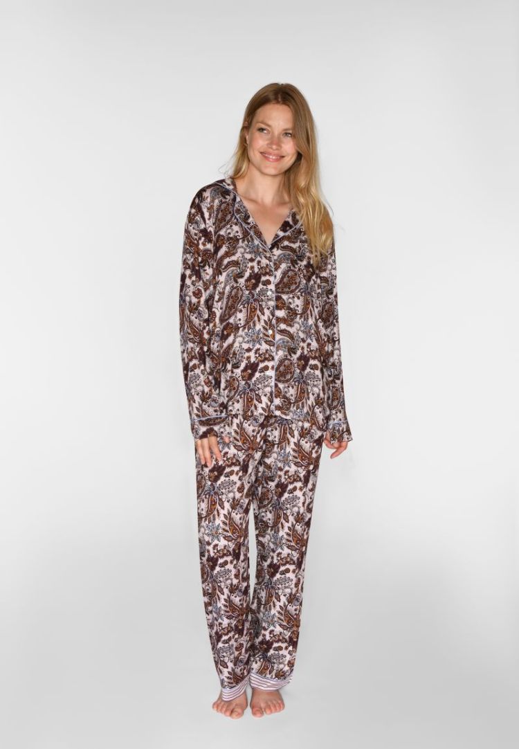 JOSEPHINE SHIRT + JANET PANTS 3044 FUDGE AOP